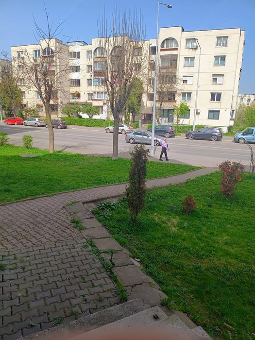 Dau in chirie apartament 2 camere zona Tudor bulevard Pandurilor langa Eon