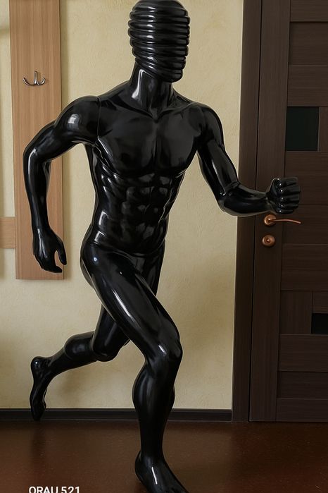 Мужские манекены.