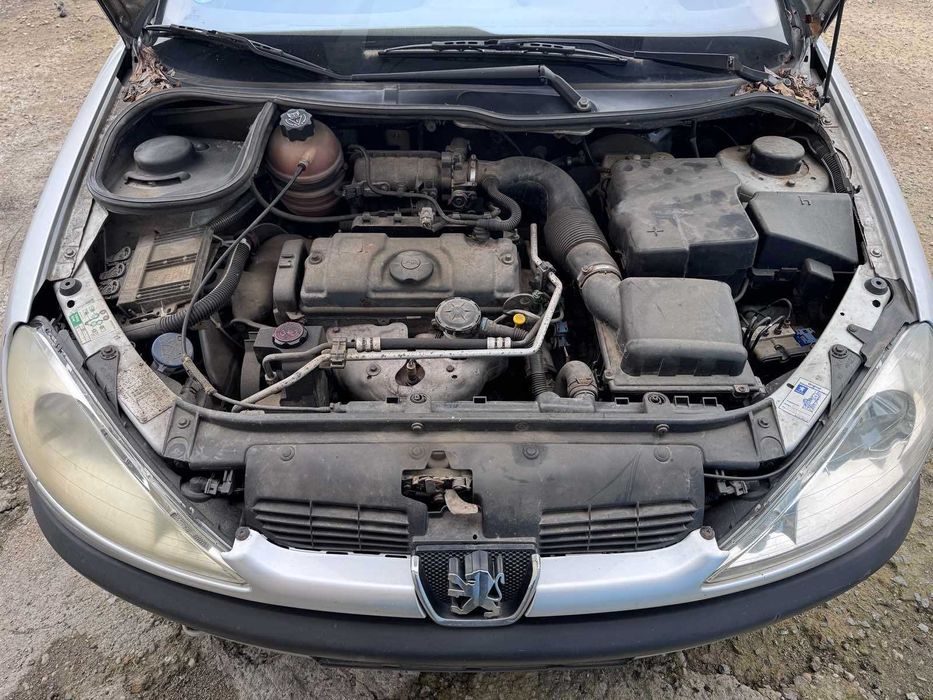 Peugeot 206 1.4i 75hp 2003г. На части