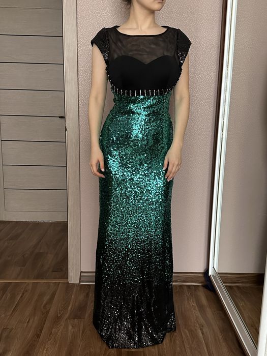 Продам вечернее платье