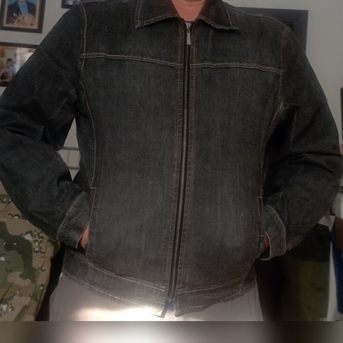 Продам мужские джинсовые куртки
