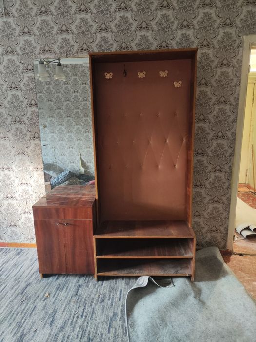 Прихожка б/у самовывоз