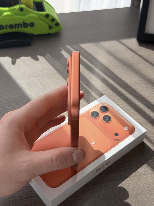 Iphone 17 pro, 256gb, orange (93% емкость)
