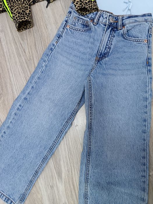 Комплект на девочку рост 128-130 см