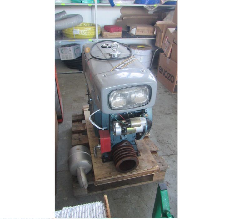 Китайски Дизелов Двигател 18 к.с. - със стартерно палене