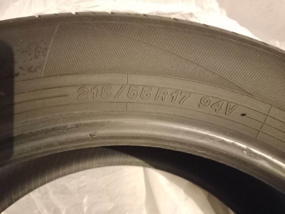 Yokohama BluEarth-ES ES32