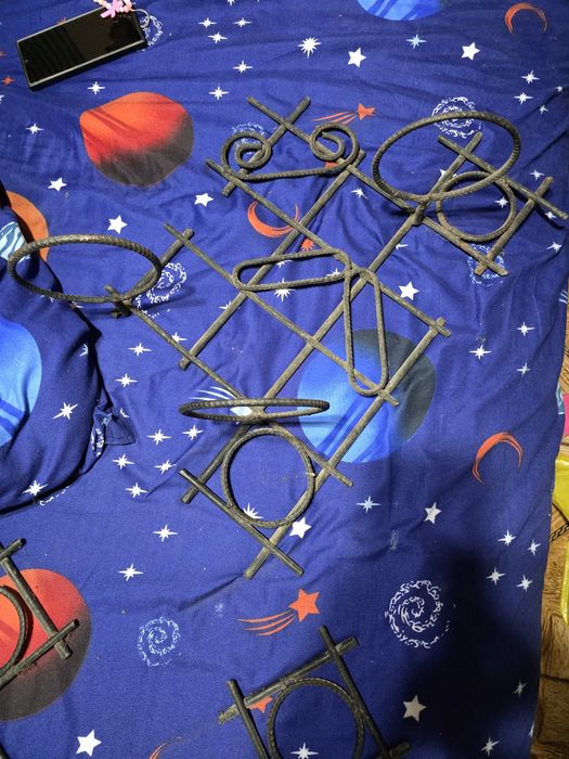 Suport ghivece din fier forjat