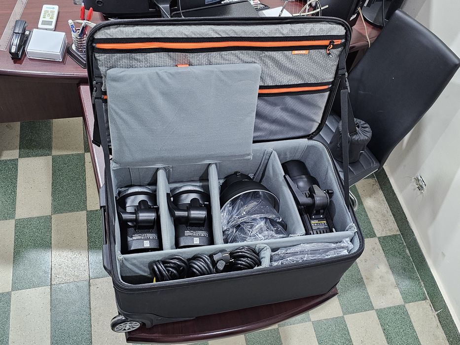 Чемодан на колёсиках Godox CB51