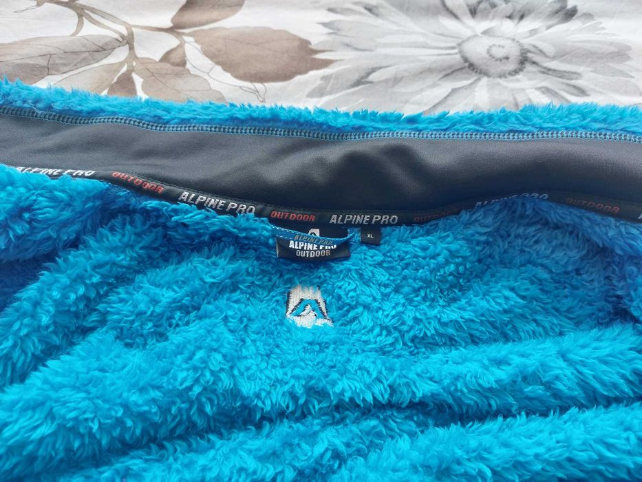 Продавам зимно яке