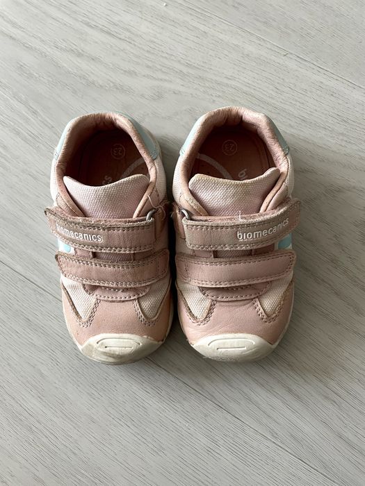 Детски обувки BIOMECANICS и ADIDAS различни размери