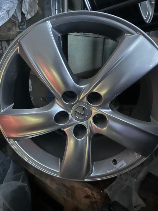 Автомобильный колесный диск