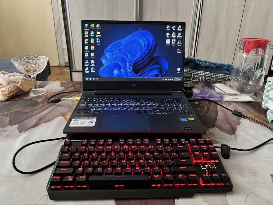 Hp Victus RAM 32GB 1 TB SSD