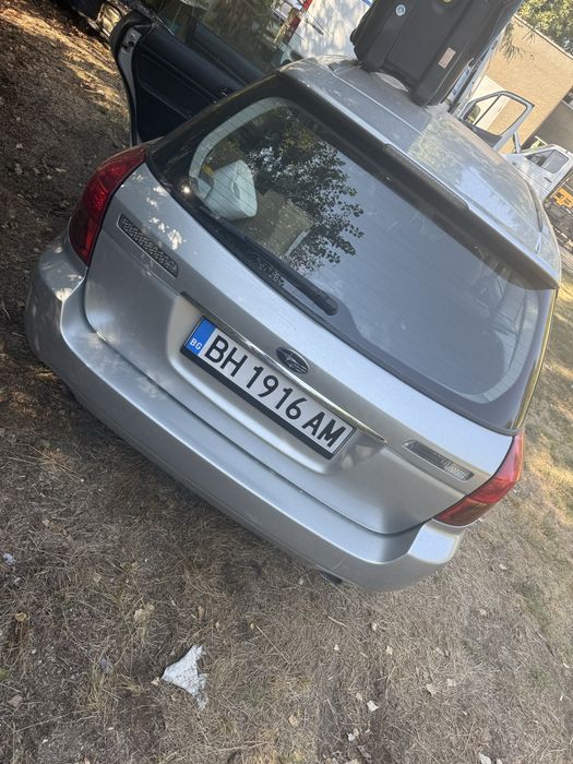 Subaru Legacy на части