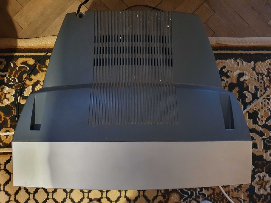 телевизор NEO работещ