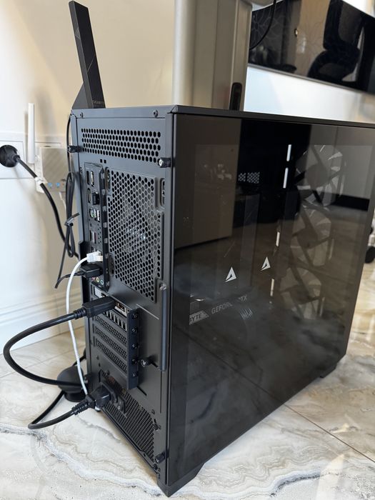 NOU. Calculator gaming RTX5060 ti 16gb, Ryzen 5 9600x