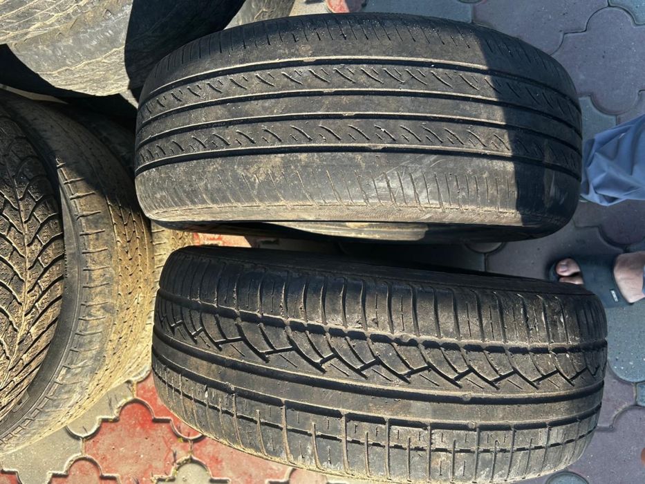 Продам шины на авто