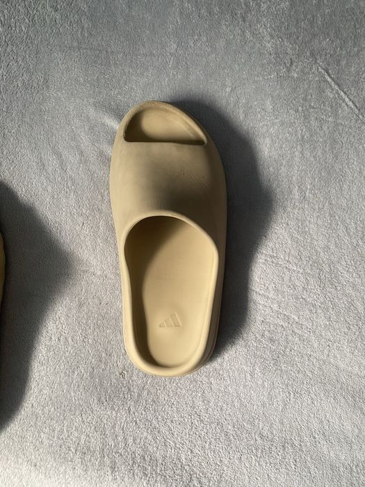 Adidas yeezy slide