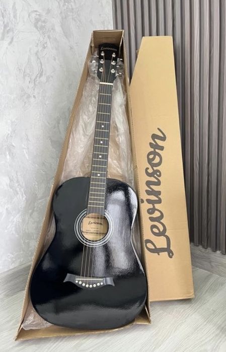 Гитара акустическая Levinson-38