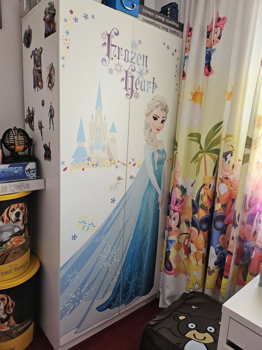 Mobila pentru fetita