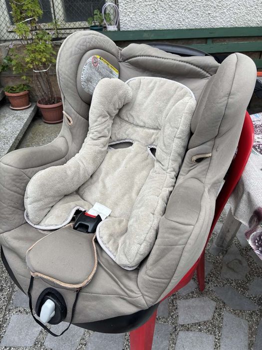 Детско столче за кола