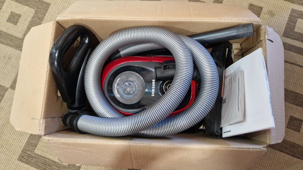 Продаётся пылесос