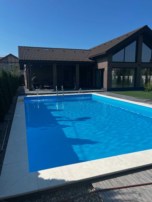 Vila Curtea de Arges