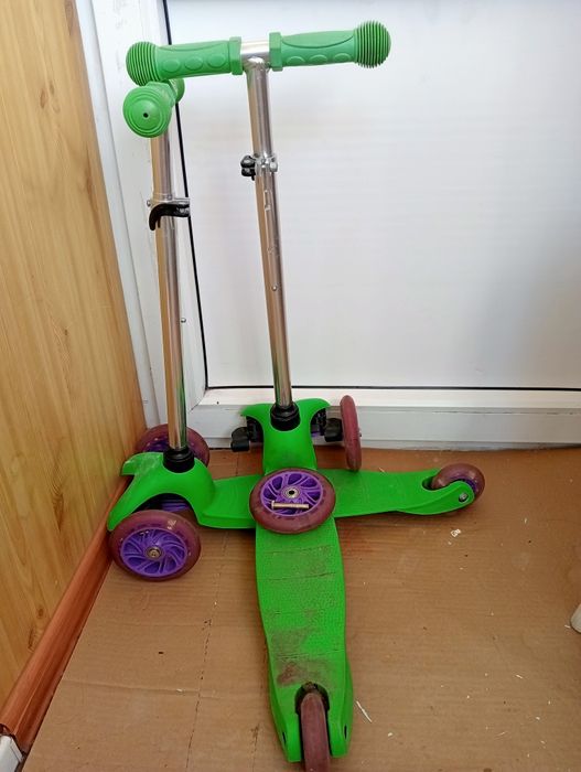 Самокат детский зелёный
