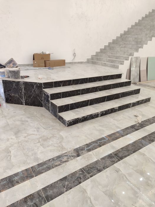 Кафельщик опытный.