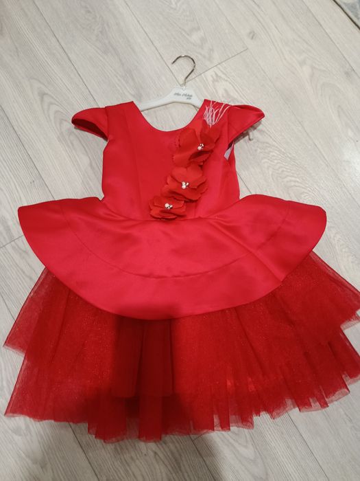 Платье на девочку