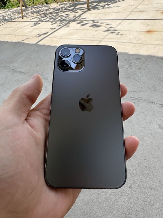 iPhone 12 Pro black