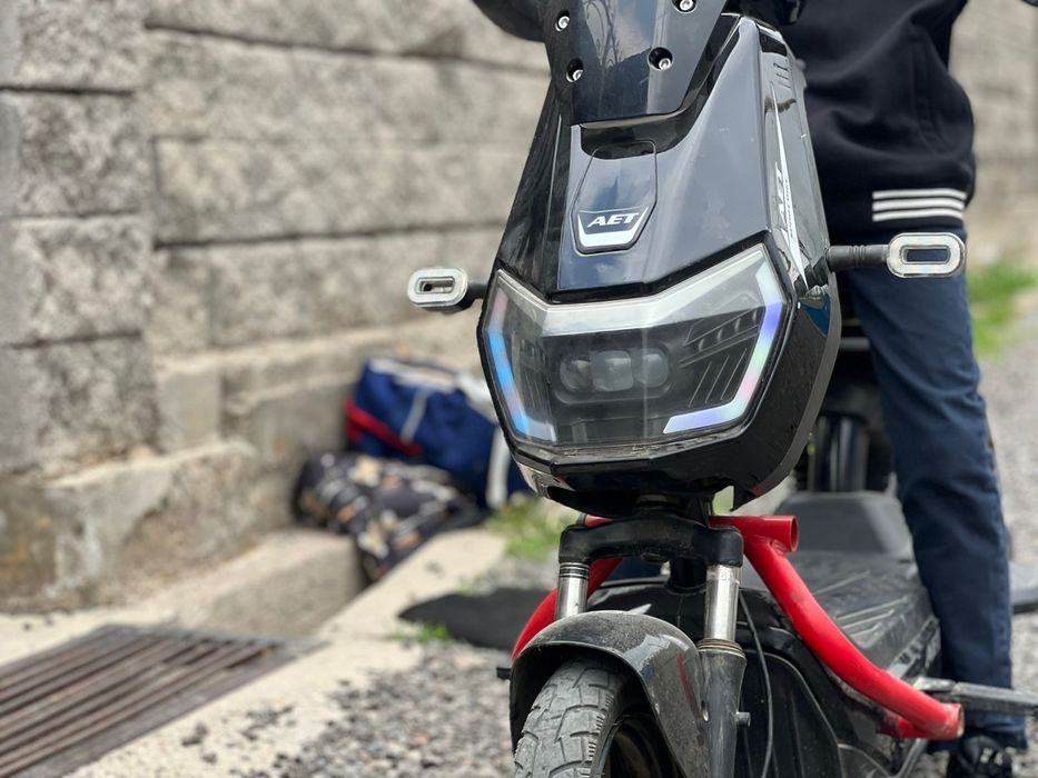 Продам электро скутер