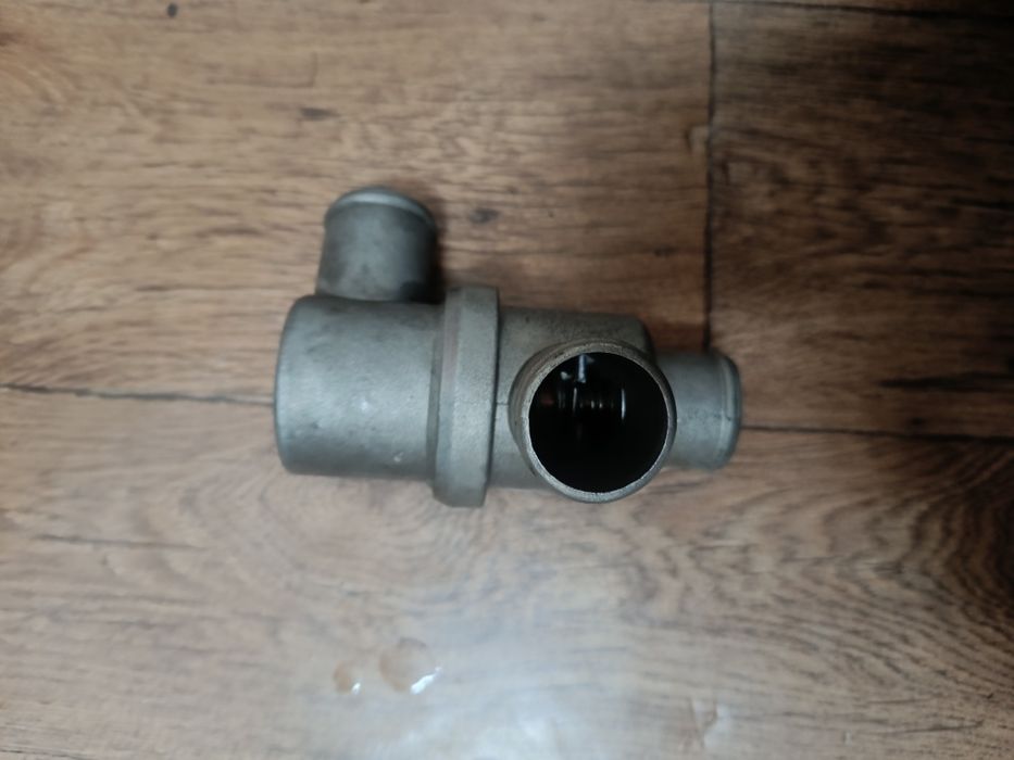 Термостат на Жигули классику Ваз