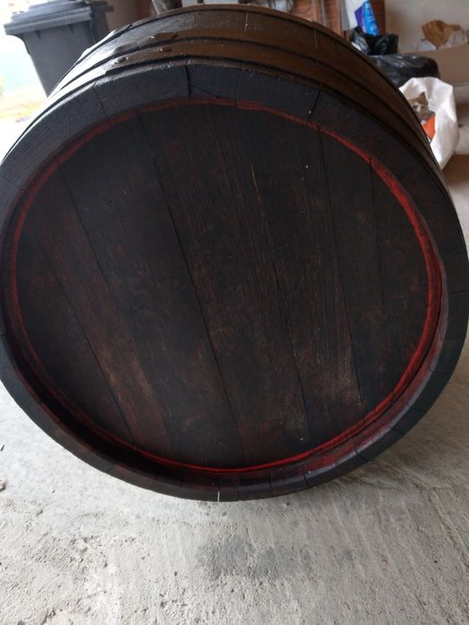 Butoi de vin 160-180 lt