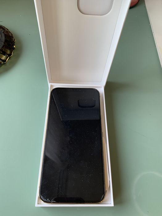 I phone 12 pro max отличен