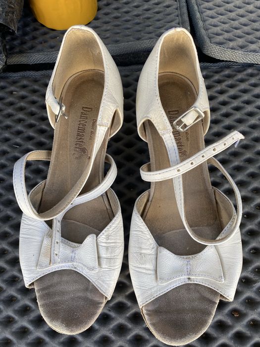 Туфли для танцев срочно!