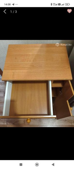 Продам шкаф с зеркалом