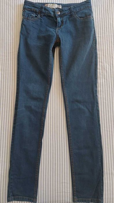 Дамски дънки с ниска талия различни модели