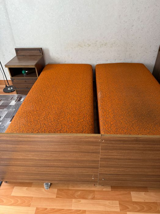 Продам кровати односпальные