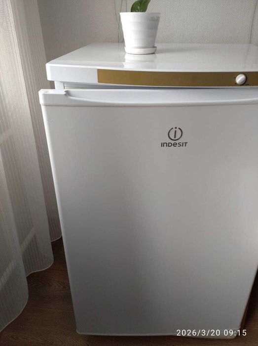 Морозильная камера Indesit