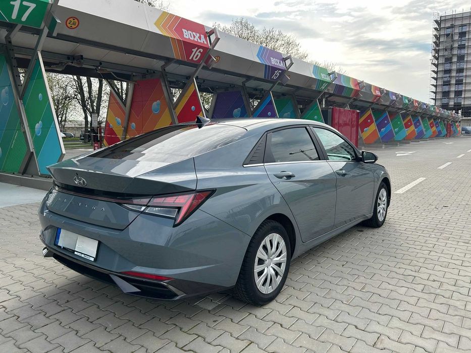 De vanzare : Hyundai Elantra 2021 EXCLUSIVE( CN 7 )