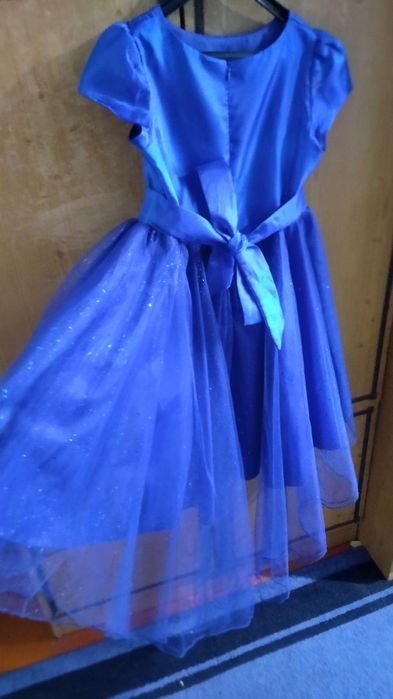 Продам нарядное платье