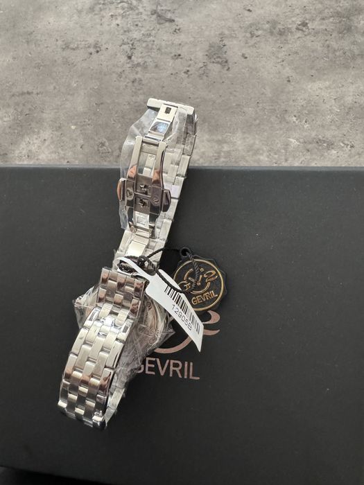 Дамски часовник GEVRIL 2 Verona Diamond