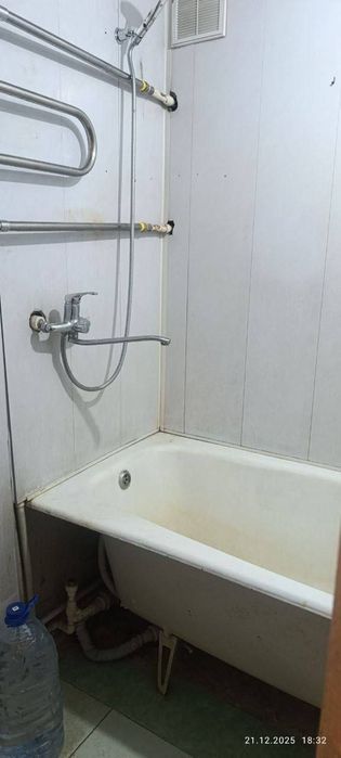 Продажа 1/3/5 на массиве Ахмад Югнакий 
Ахмапрод
без ремонта, балкон 2