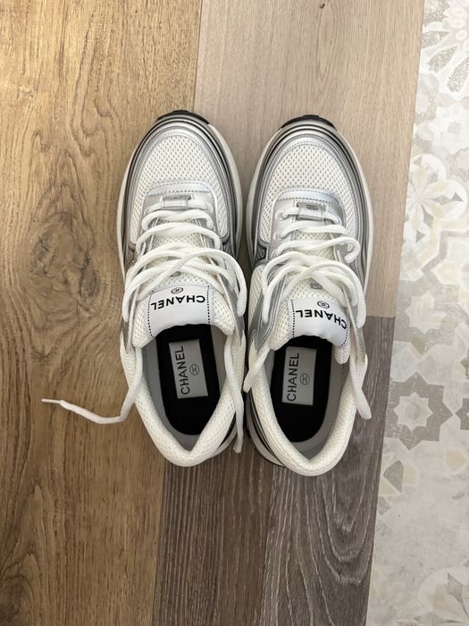 chanel runner silver