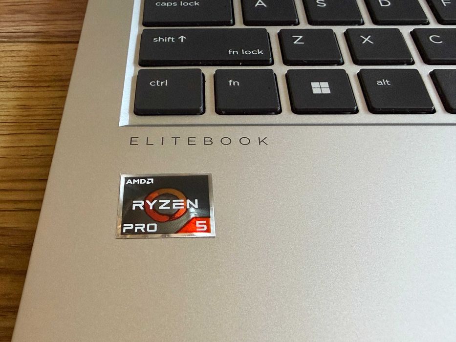 HP EliteBook 640 G10`Ryzen Pro 7530U/16GB RAM/512GB SSD/Full HD IPS/Батерия 7ч