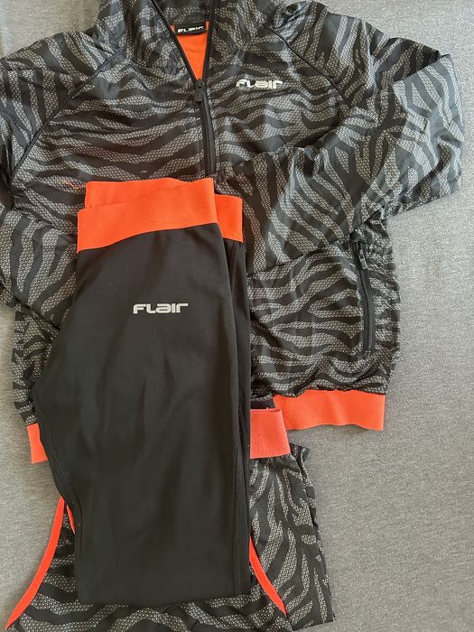 Екип flair+ подарък