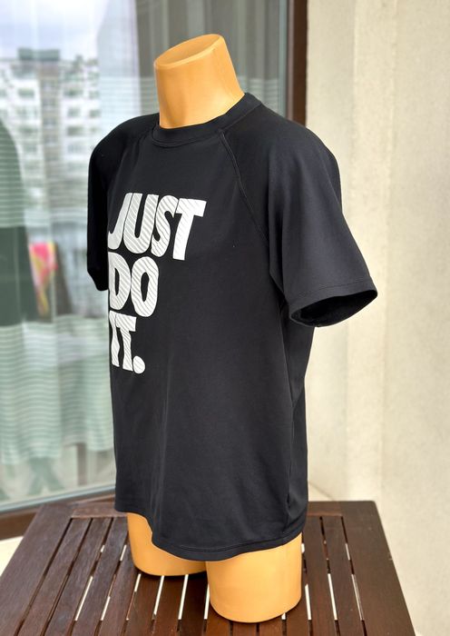 Мъжка тениска Nike Dri-Fit - размер L, отлично състояние