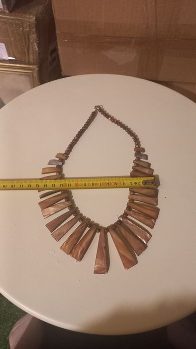 Огърлица тип Клеопатра