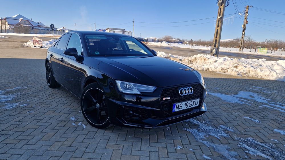 Audi A4~B9~Sline~2.0 Diesel,150 ps~Euro 6~Automat ~Distronic~Bi xenon