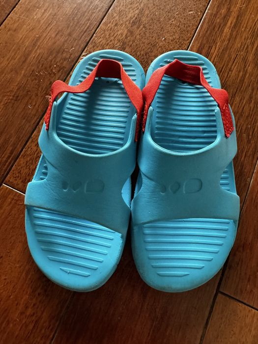 Сланцы, шлёпки для детей